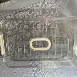 Container