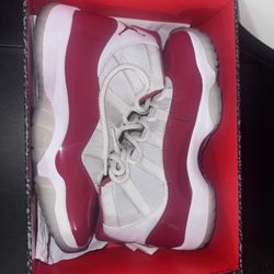 2022 Air Jordan 11 Cherry Sz 10 Rep Box