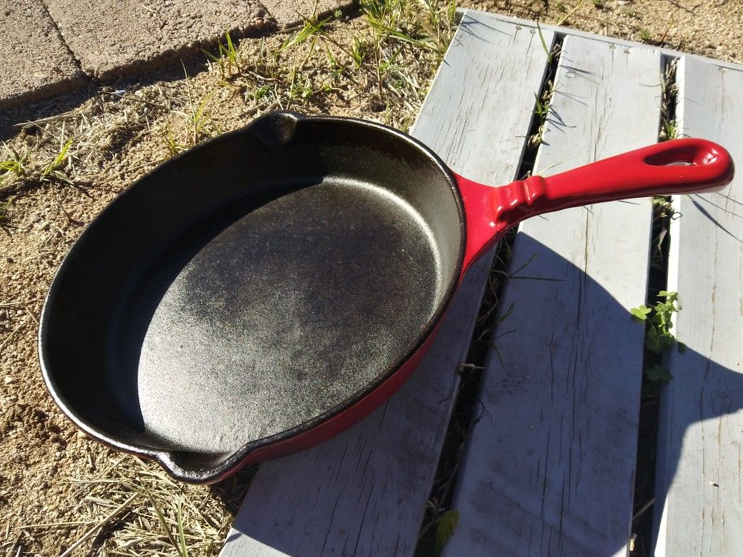 10 Inch Red Cast Iron Skillet Range Kleen