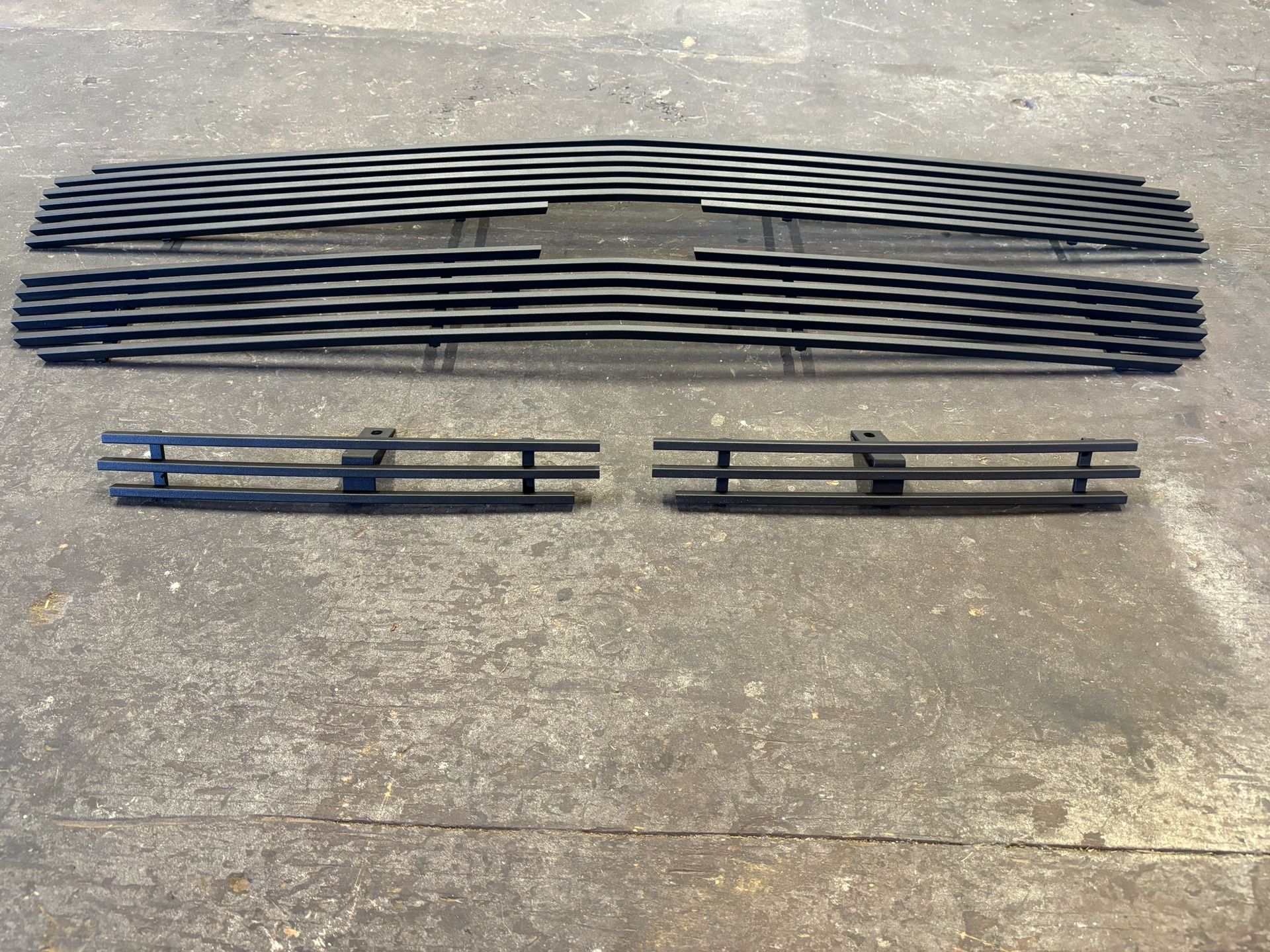 Cat Eye Chevy Black Billet Grill