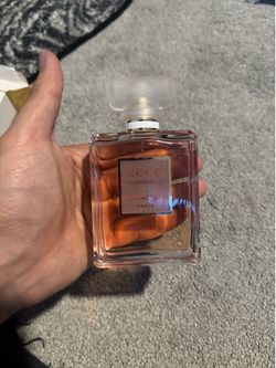 Chanel perfume
