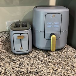 Beautiful Brand Matching Toaster And Air Fryer Set