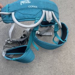 Petzl Corax Harness 