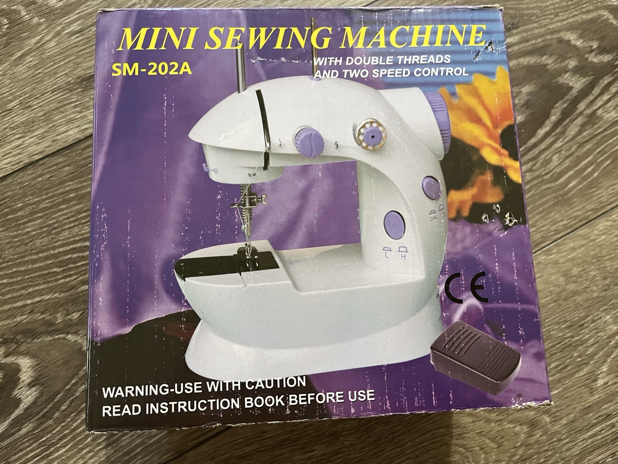 Mini Sewing Machine