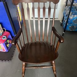 Rocking Chair 