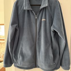 Woman’s Columbia Fleece Jacket 3X