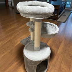 Cat Tower / Scratch Post