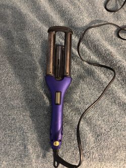 Triple Barrel Hair Waver Curling Iron