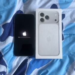 Iphone 17 Pro Max Silver unlocked 