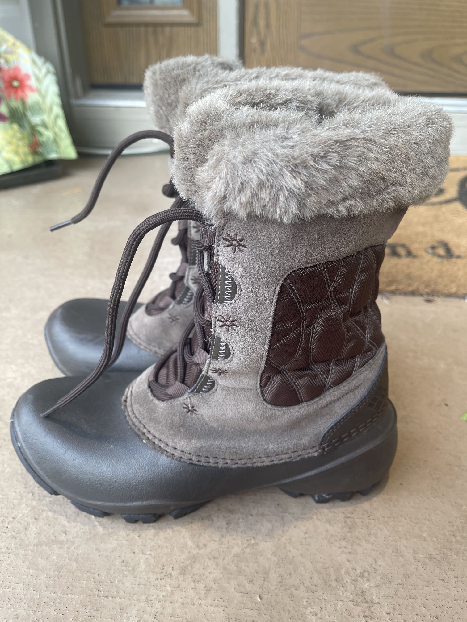 Columbia Sierra Summette Insulated Boots