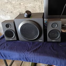 Logitech Speaker System Z333 2.1