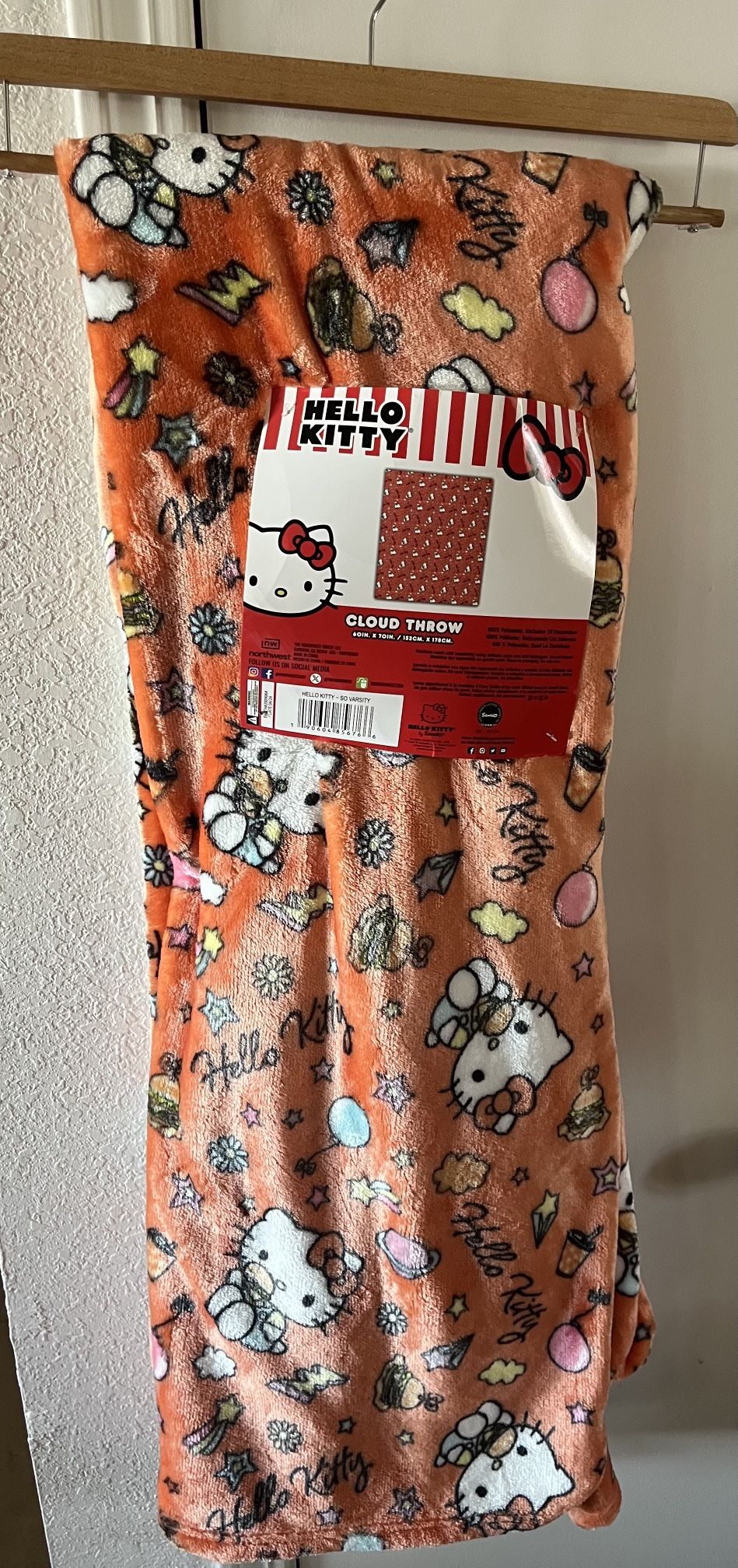 Hello Kitty Blanket