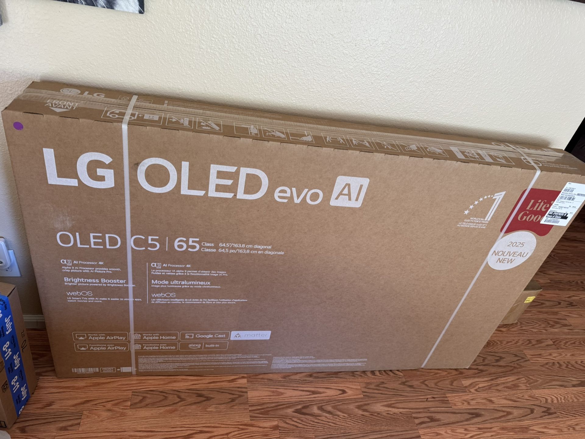 Brand New LG 65 Inch OLED Evo AI C5 4K HDR Smart TV (2025)