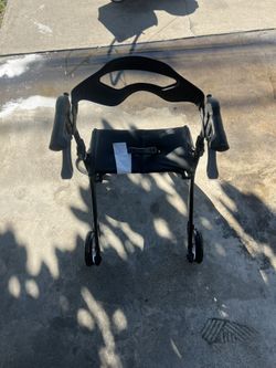 Drive Medical Nitro Sprint rollator walker