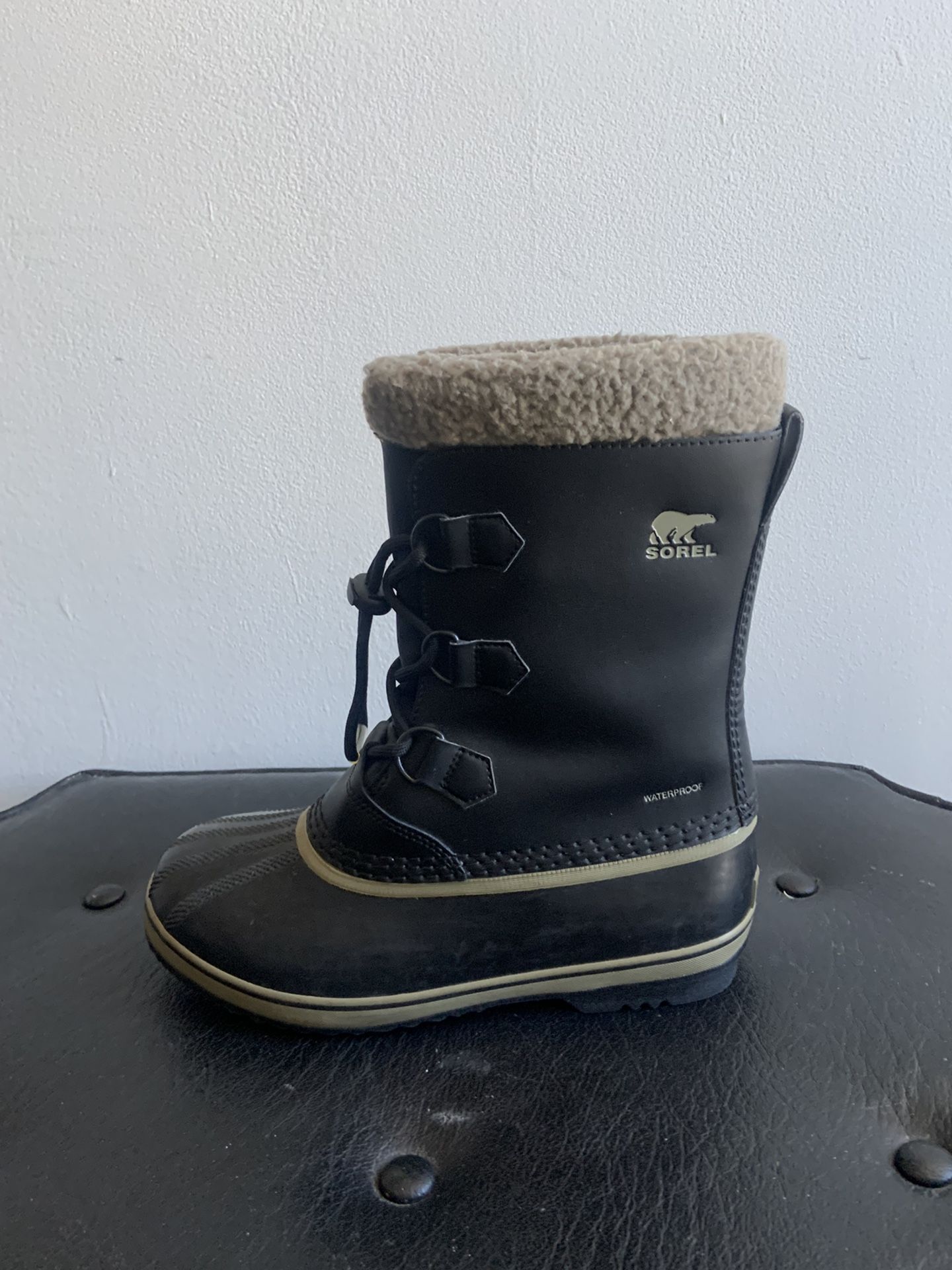 SOREL BOOTS SIZE 7