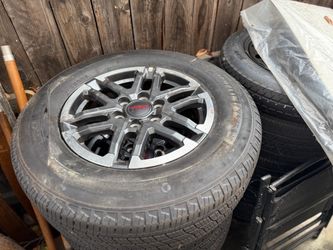 Michelin 265/65 R18 tires with TRD wheels