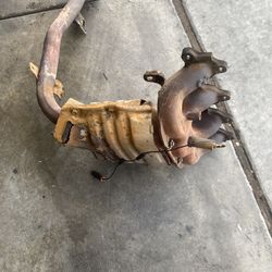 Civic exhaust manifold
