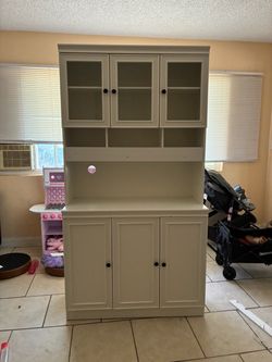 White pantry