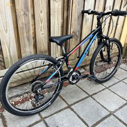 2015 Trek MT220 Kids Bike 