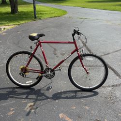 Trek Antelope 800 Mountain Bicycle