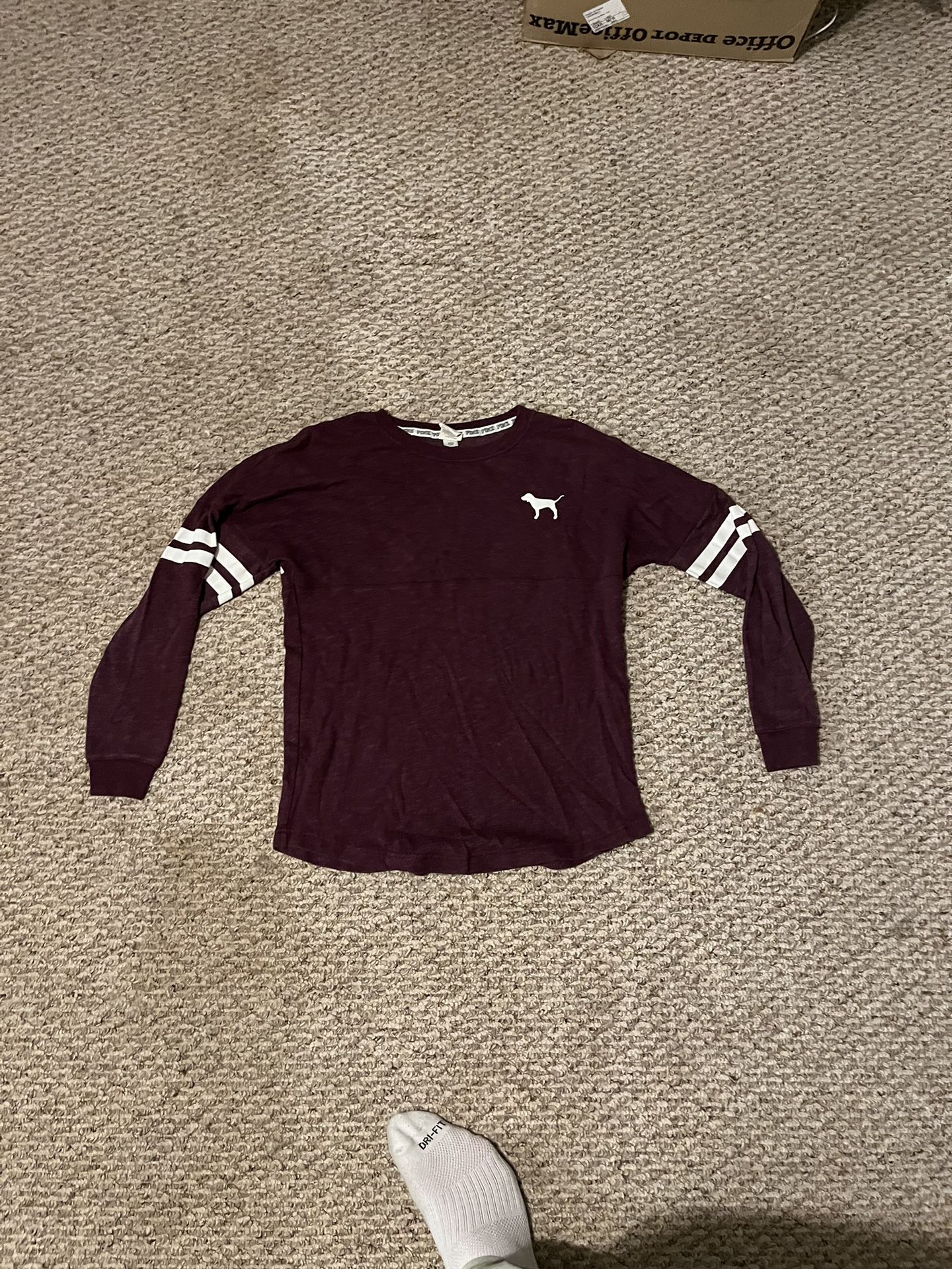 Victoria Secret Pink Women’s Long Sleeve T-Shirt