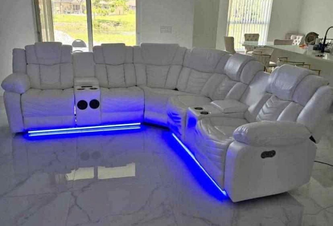 New Sectional In Box 📦 Finance Available No Credit Needed $39 Down