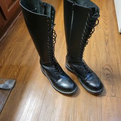 (US 9)Doc Martens Women's Knee High Platform Leather Boots