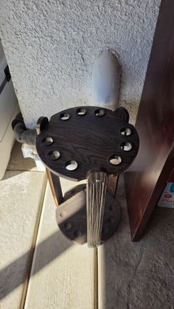 Pool cue stick holder