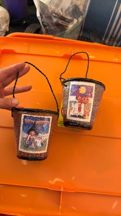 2 cute vintage inspired Halloween buckets