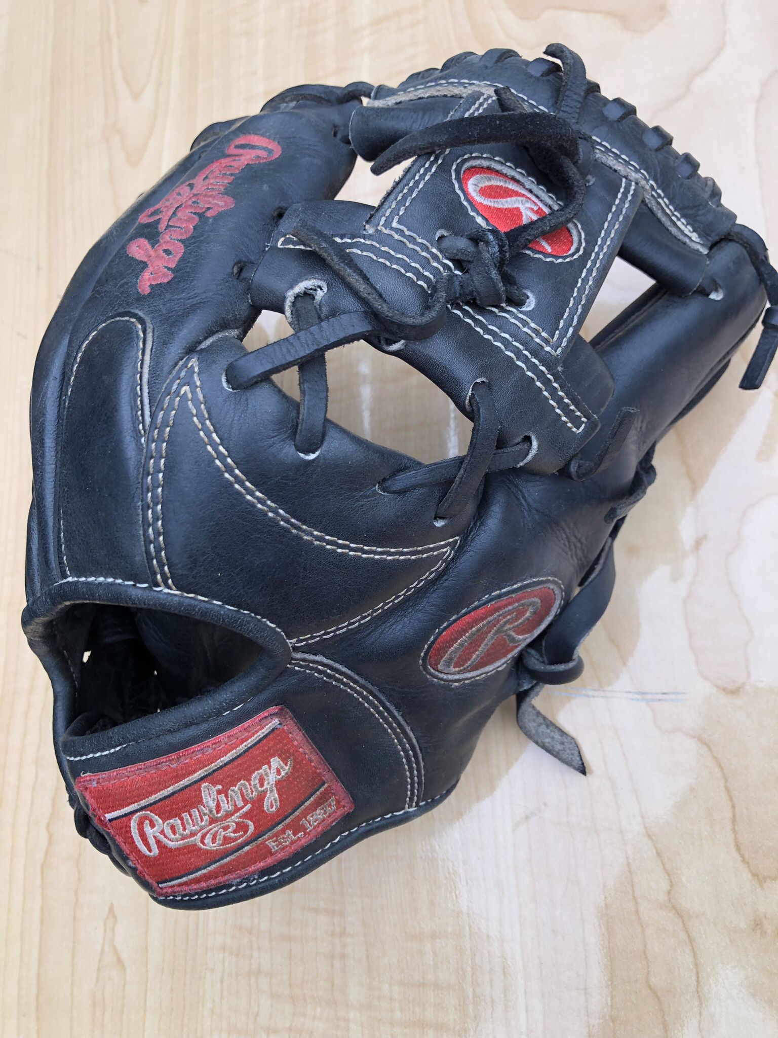 Rawlings Heart Of The Hide Baseball Glove Sz 11 1/4” In Excellent Condition #PRONP2JB Have More Equipment $140 firm