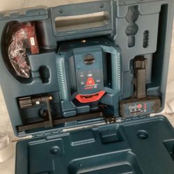Bosch GRL80020HVK Self Leveling 800ft Rotary Laser Kit (Tripod Not Included)