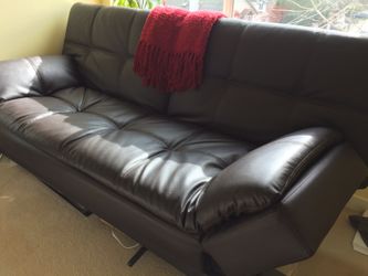 Venice Euro Lounger Brown Excellent condition Costco futon for