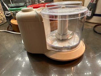 Black & Decker 1.5-Cup One-Touch Electric Chopper in White HC306