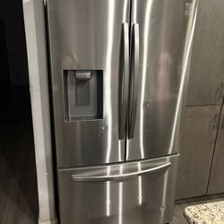 Samsung 3- Door French Door Refrigerator 