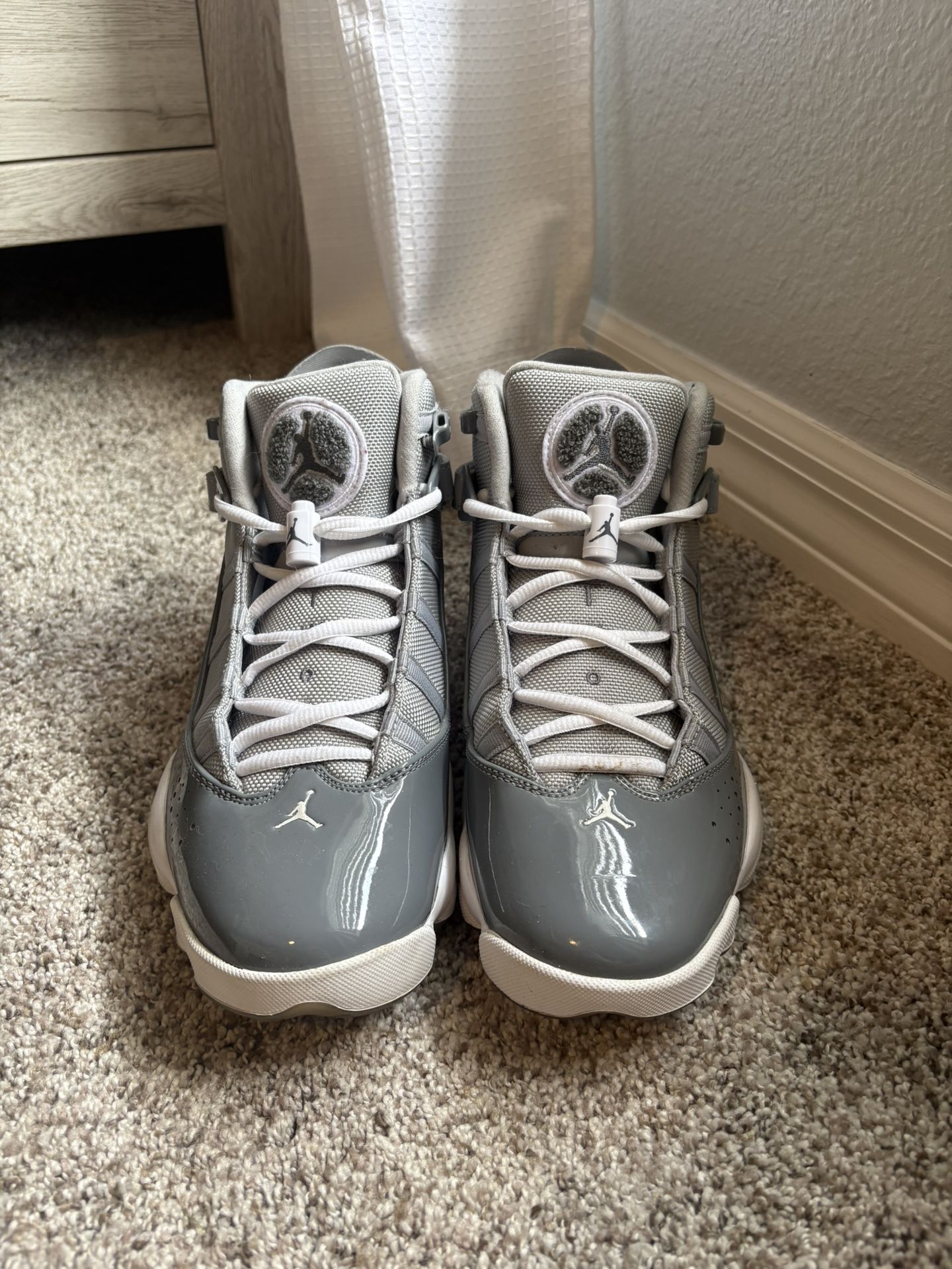 Jordan Men’s Cool Grey 6 Rings Size 8