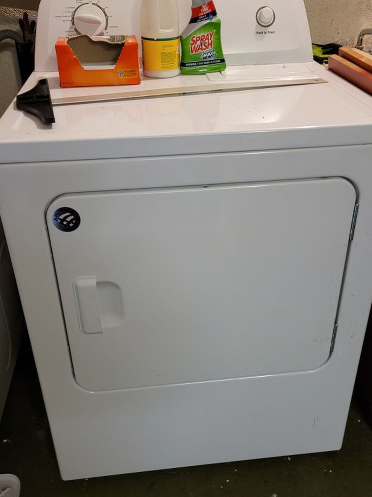 Roeper Electric Dryer