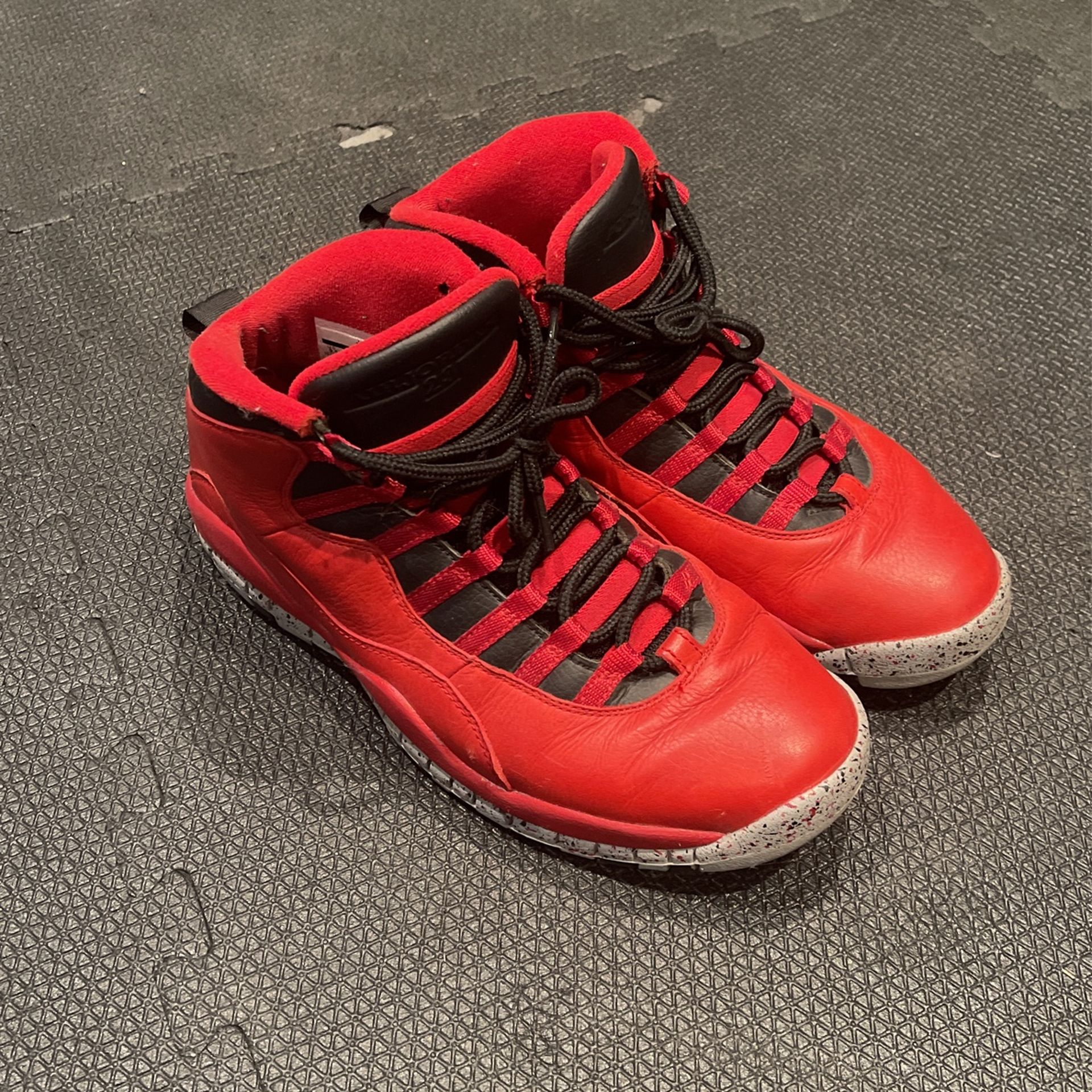 Size 9.5 - Air Jordan 10 Retro Bulls Over Broadway Sneakers Jordan 10  main image 3