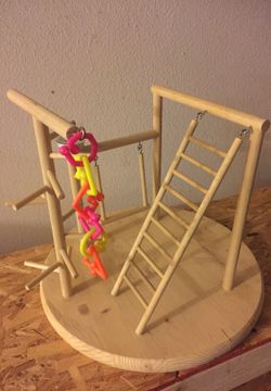 Parrot play stand