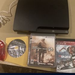 PS3 Slim 120 Gig W Games And Control 