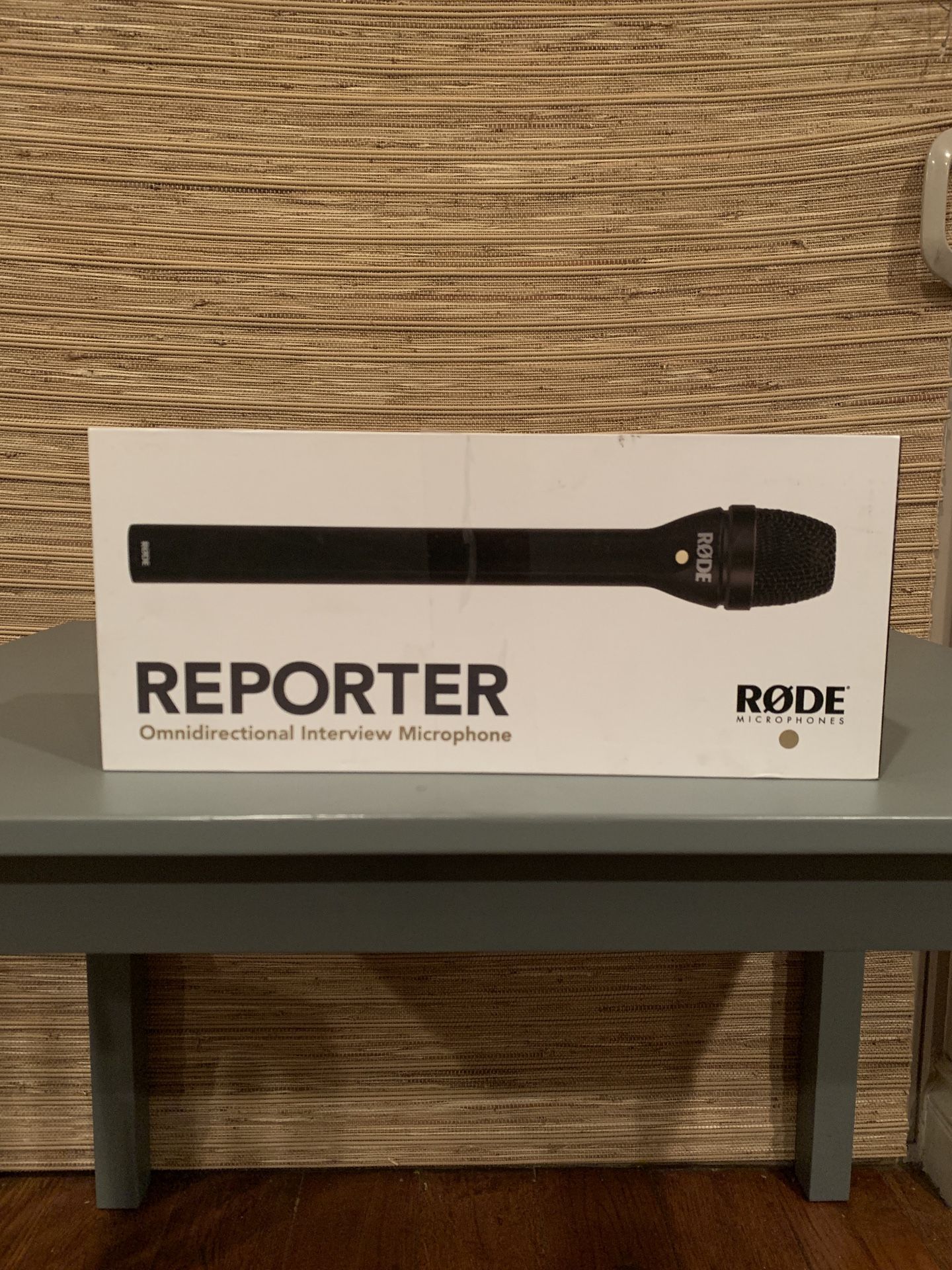 Rode reporter microphone