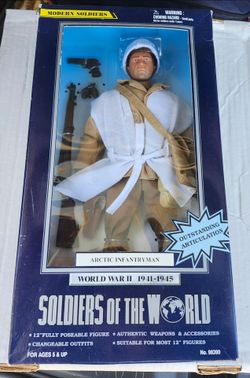 SOLDIERS  OF  THE  WORLD  ARTIC  INFANTRYMAN  FIGURE