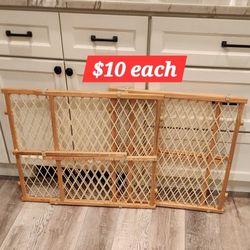 Baby/pet Gates (2 Available)