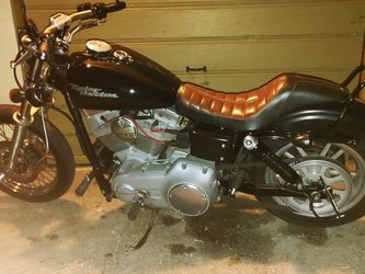 Harley Davidson 2006 Dyna Super Glide Only 12 Thousand Miles On It No Leaks No Issues 6 Speed 2006 Super Glide