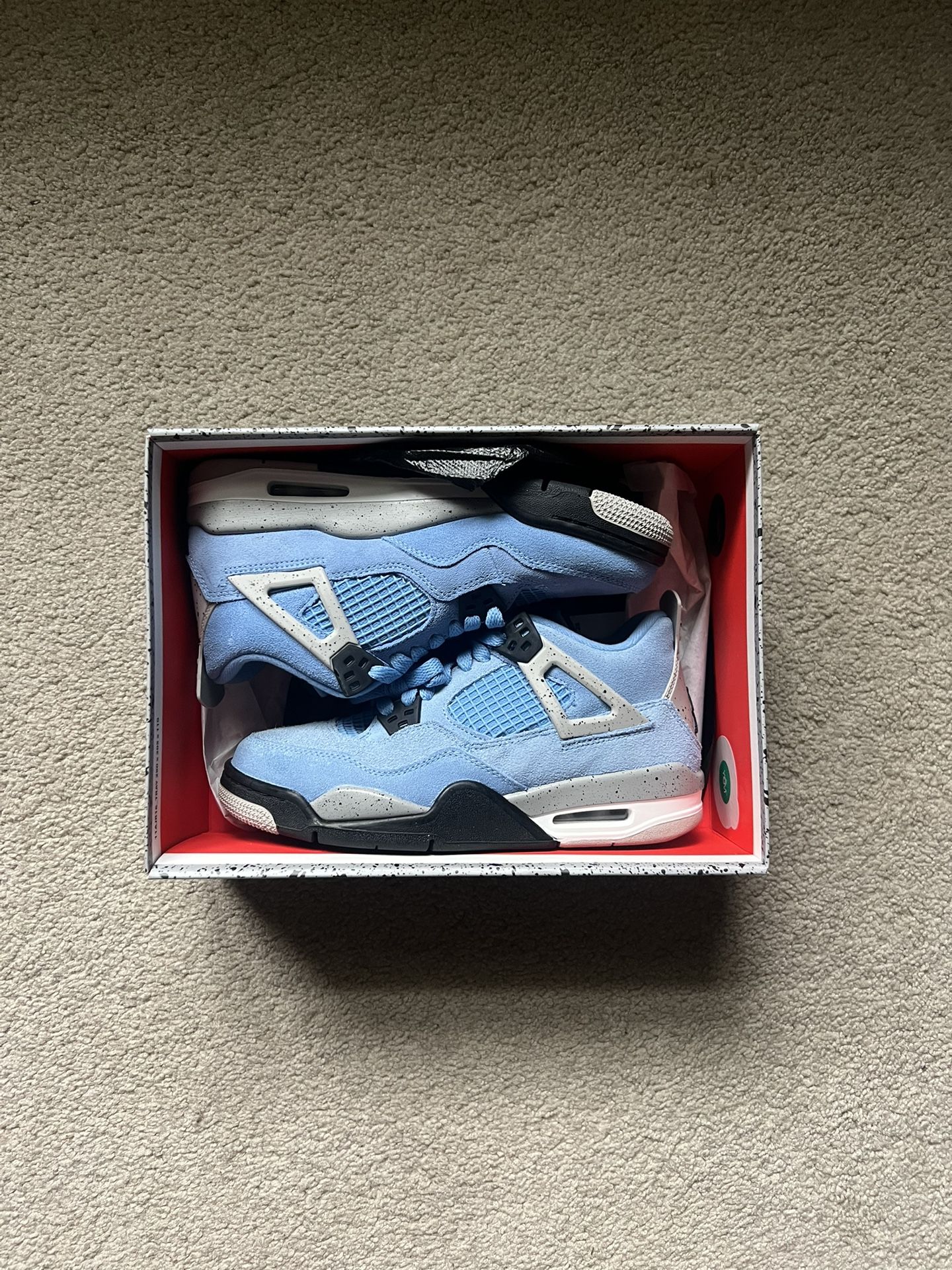 Jordan 4 “Unc” Size 5y