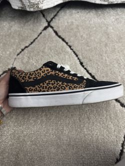 Vans Low Top Black And Leopard