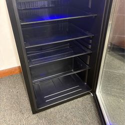 Vissani Beverage & Wine Fridge – Glass Door, Digital Temp Control