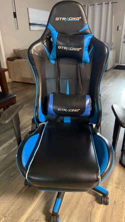 Gaming chair