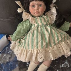 Lee Middleton Sincerity School Girl Doll