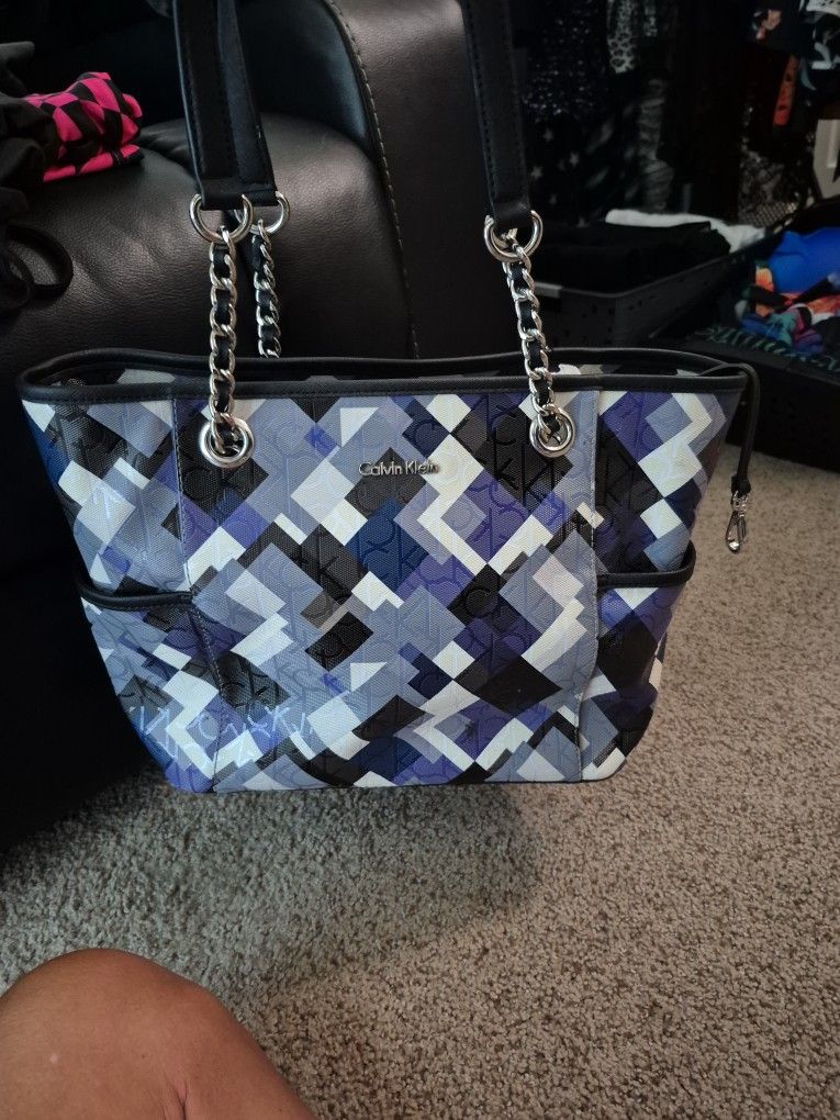 Calvin Klein Purse Unique! NEW!