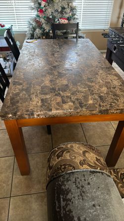 Comedor Mármol